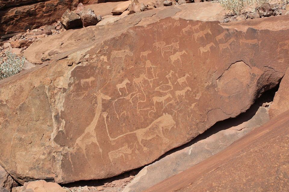 Gravure rupestre de Twyfelfontein